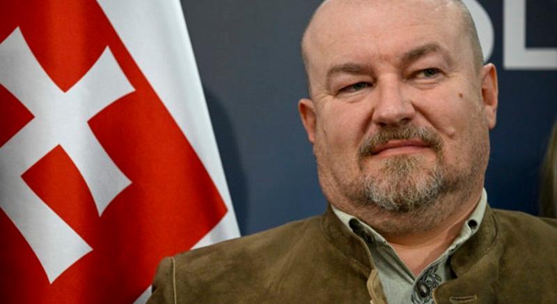 Huliak az országos főállatorvos leváltását követeli