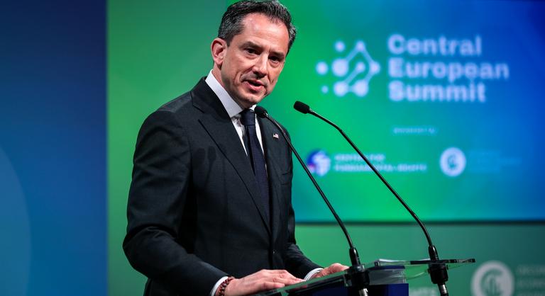 Robert Palladino: Közép-Európa kulcsfontosságú a kontinens békéjéhez