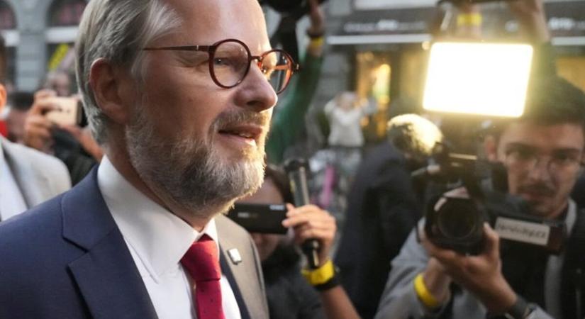 A csehek kevesebb mint fele támogatja kormánya Ukrajna-politikáját