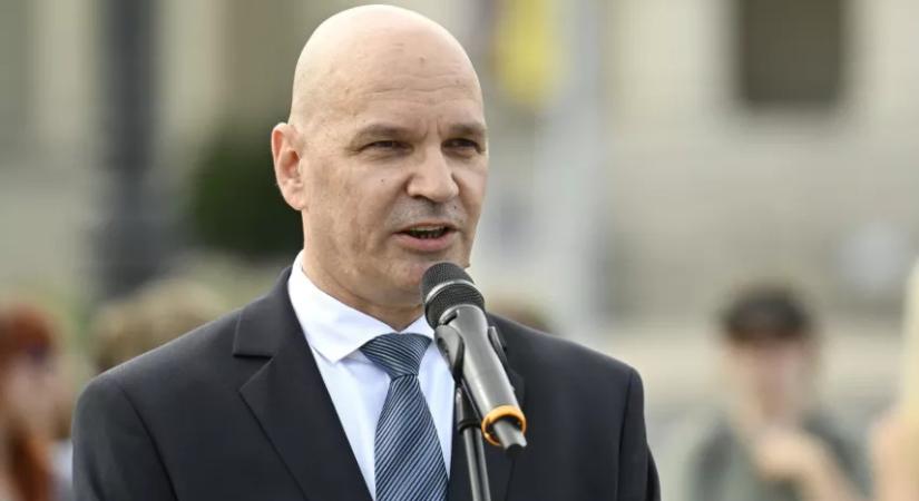 Ezt is Egerben kellett: árulózta a miniszteri biztos a külföldön letelepedő magyarokat