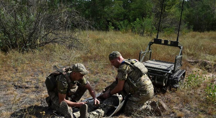 Egy ukrán parancsnok szerint katonái visszavették az ellenőrzést egy Donyeck megyei település felett