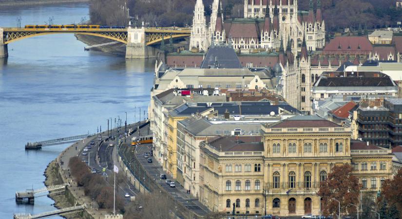 Éles üzenetváltás Schmidt Mária és Freund Tamás MTA-elnök között az Akadémia szerepéről
