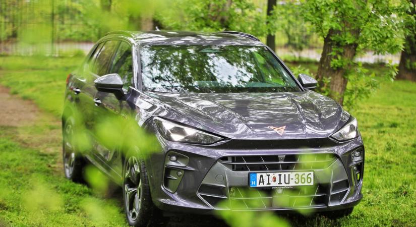 Ez tényleg egy SUV? Az új Cupra kevesebbet fogyaszt, mint egy kisautó! – fotók