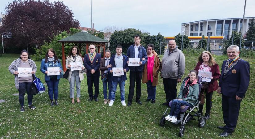 A Kantharosz Gála és a Jóakarat Hídja együtt segít