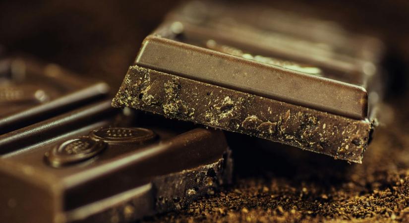 Újabb slágertermék érkezik: dubai csokis túrórúdival rukkolt elő az egyik áruházlánc