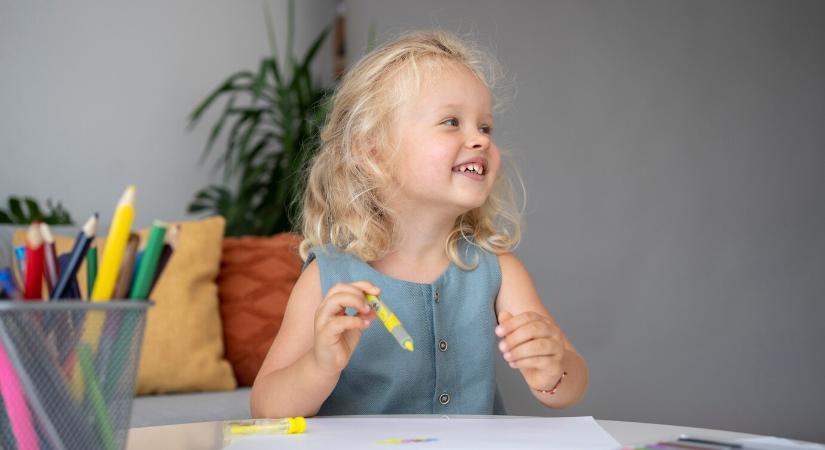 Könnyebb iskolakezdés, kisebb teher a családoknak