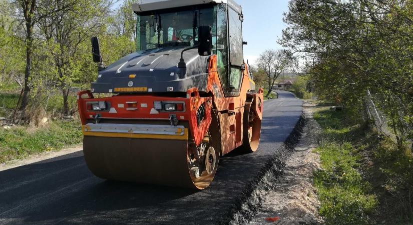 Kolozs megye: megújult a Kajántót Récekeresztúrral összekötő megyei út