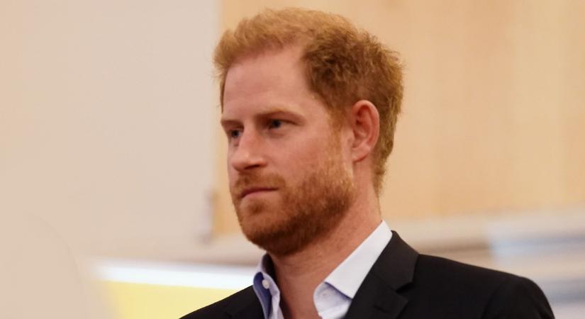 Retteg a Buckingham-palota: Harry herceg újabb titkokat készül kiteregetni