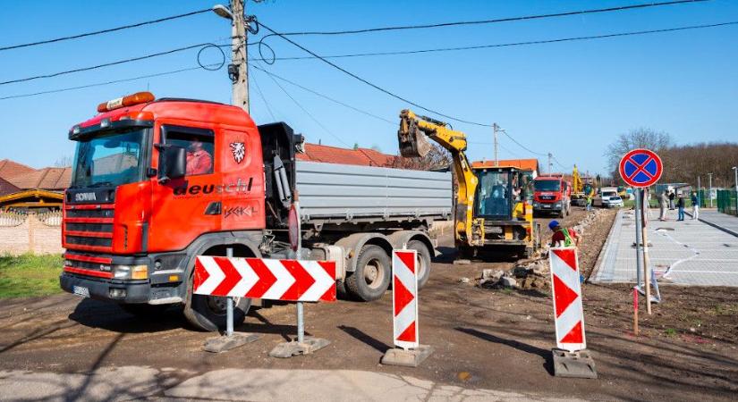 Aszfaltozzák az új józsai bölcsőde utcáját