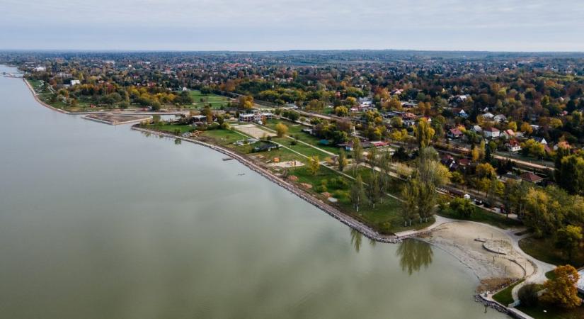 Gárdonyi olajszivárgás: izolációs fal építésébe kezdett a Mol