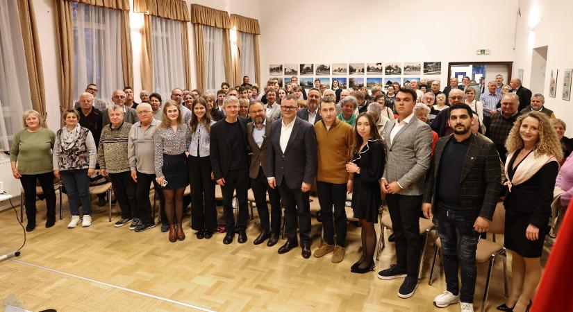 Orbán Balázs: ebben az országban mindenki büszke hazafi!