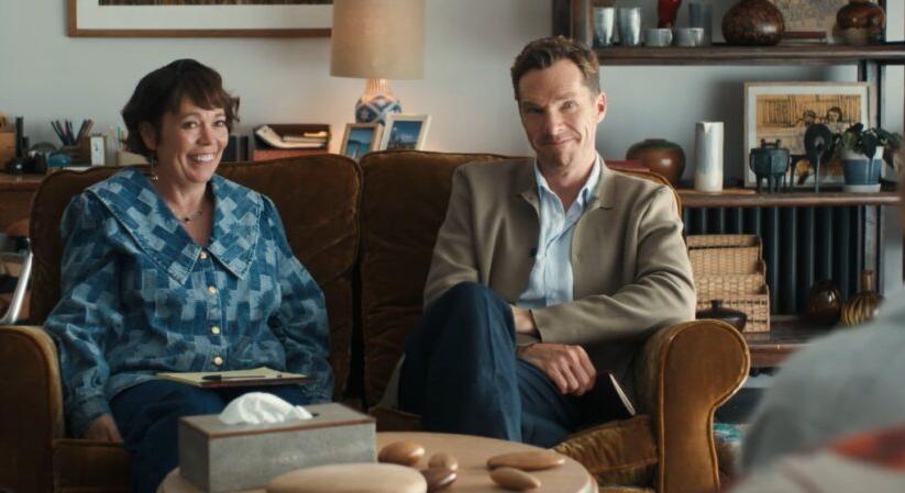 Itt A rózsák háborúja remake előzetese, Olivia Colman és Benedict Cumberbatch esnek egymásnak