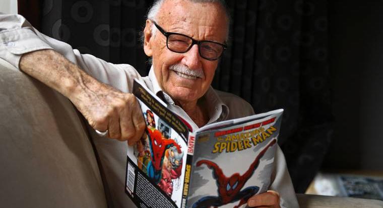 Stan Lee lánya végre beszélt arról, bántalmazta-e apját és anyját