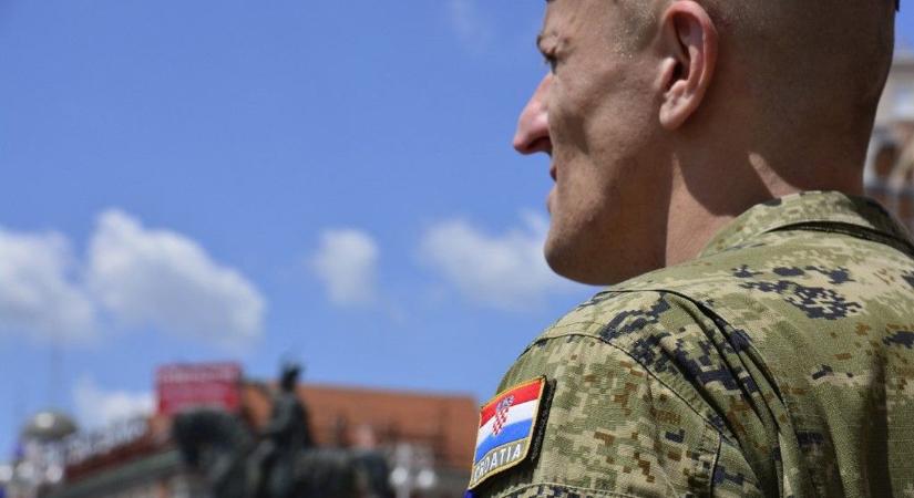 Horvátország újabb haderőfejlesztésbe kezd – most a tüzérség és a légvédelem van soron