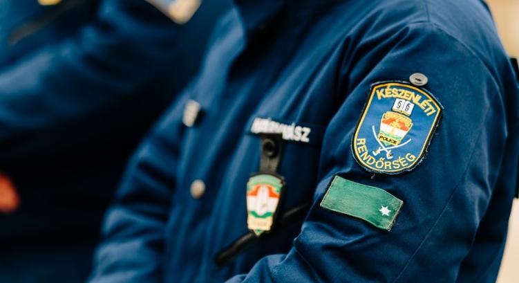 Most kaptuk a hírt: lezárult a belső vizsgálat az Elf Bart szívó készenléti rendőr ügyében
