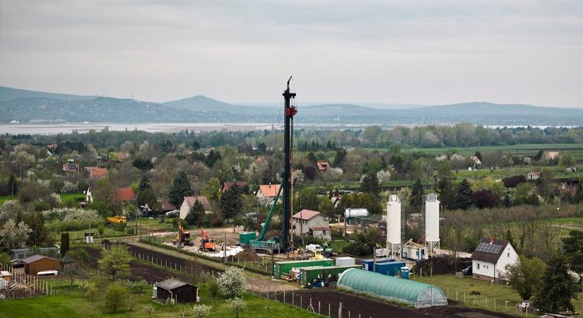 Újabb mérföldkő a gárdonyi csőrepedés kapcsán: megkezdődött az izolációs fal építése