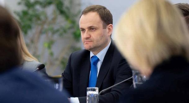 A frontvonal melletti kistérségek további 1,8 milliárd hrivnyát kapnak – Kuleba