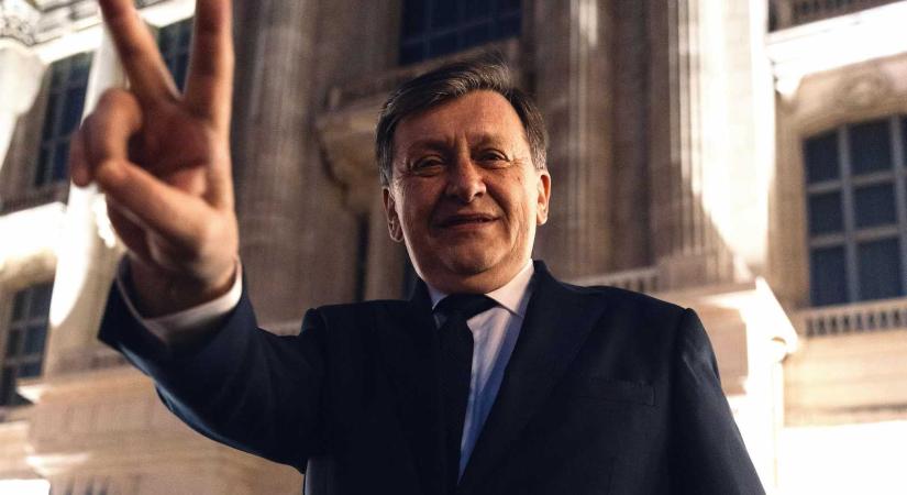 Antonescu bejelentette: kikérte a dossziéját – „Az újdonsült szekusok sem rémítenek meg”