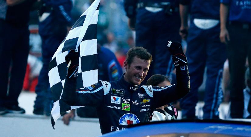 Kasey Kahne nem fél attól, hogy a betegsége hátráltatni fogja és győzelemmel koronázná meg NASCAR-visszatérését