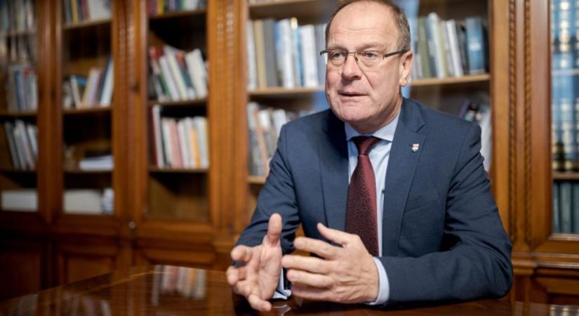 A helyi önazonosság védelme is alapjogokat ír felül