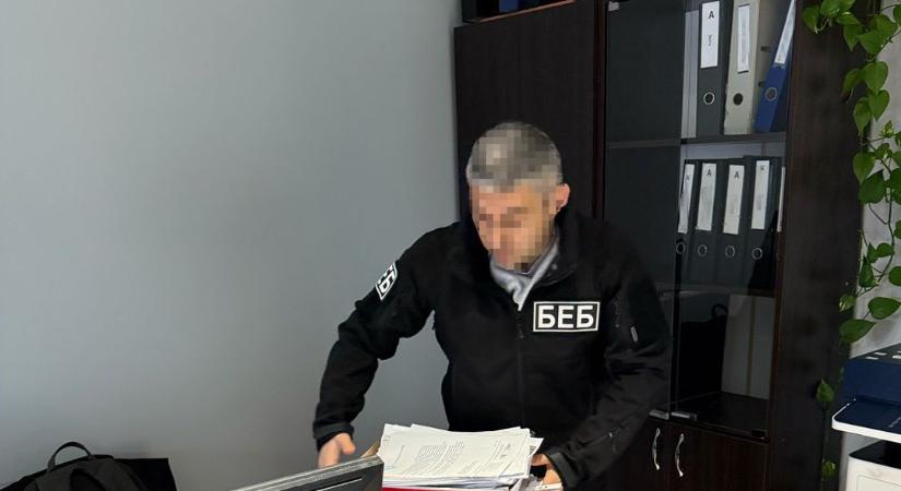 5 millió hrivnya elsikkasztására derült fény az Ungvári Városi Tanácsnál