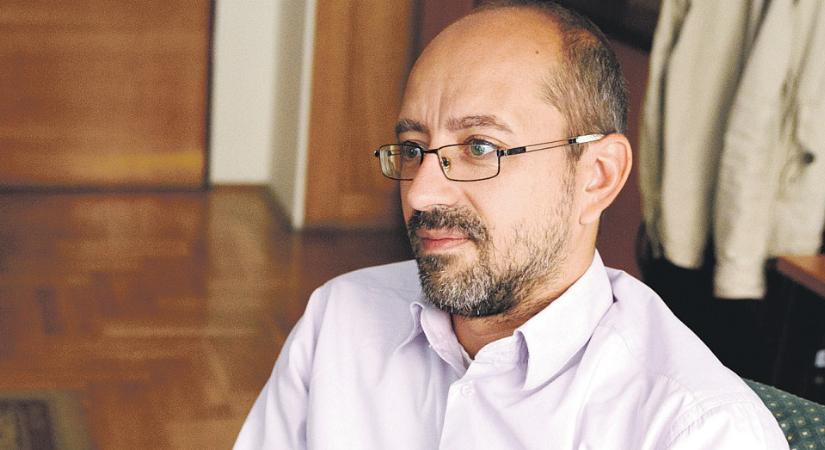 Szabó Szabolcs: „Vékonyka a máz” az oligarcha-világon