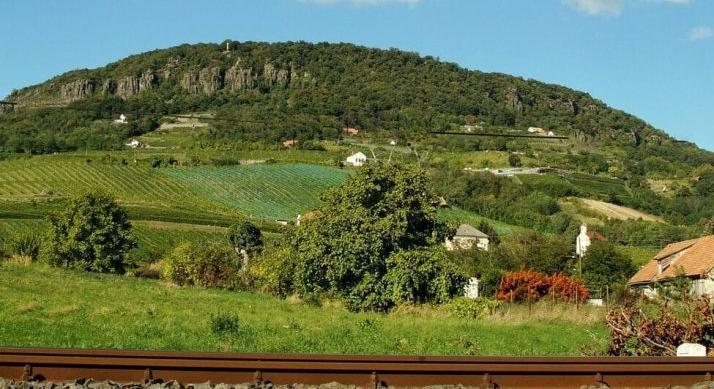 Nincs már nyaraló 50 millió alatt a Balatonnál? – Brutálisan nő a kereslet