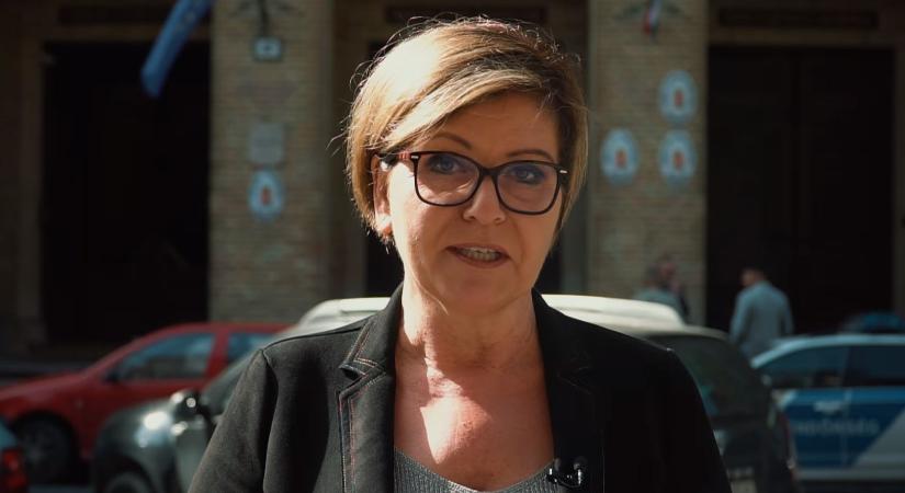 „Ügyes ez a Tóni” – mondja friss videójában Kálmán Olga