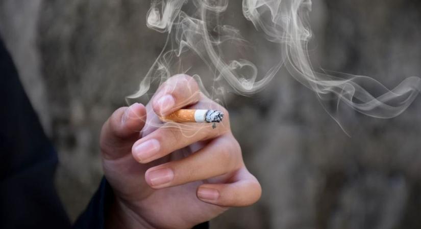 Tartalékoljon be, ha dohányos: soha nem látott drágulás jön a cigarettákra!