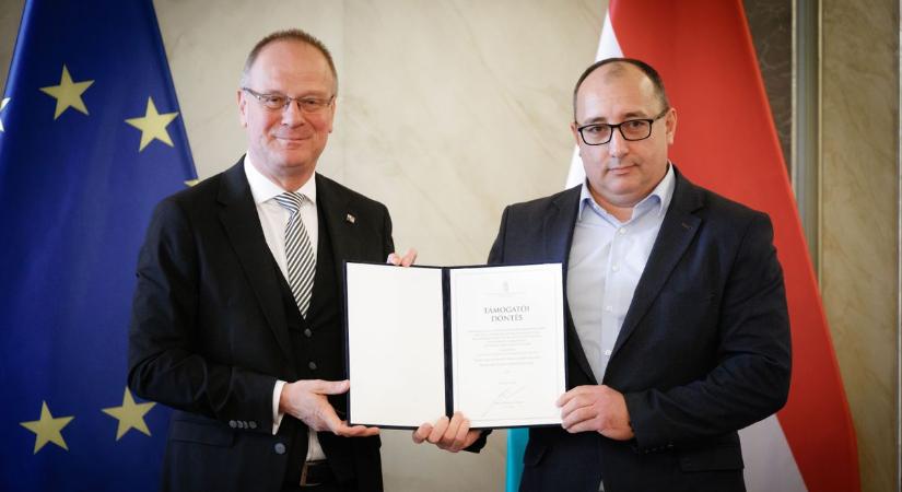 Milliókat kaptak a kormánytól a Duna-parti települések