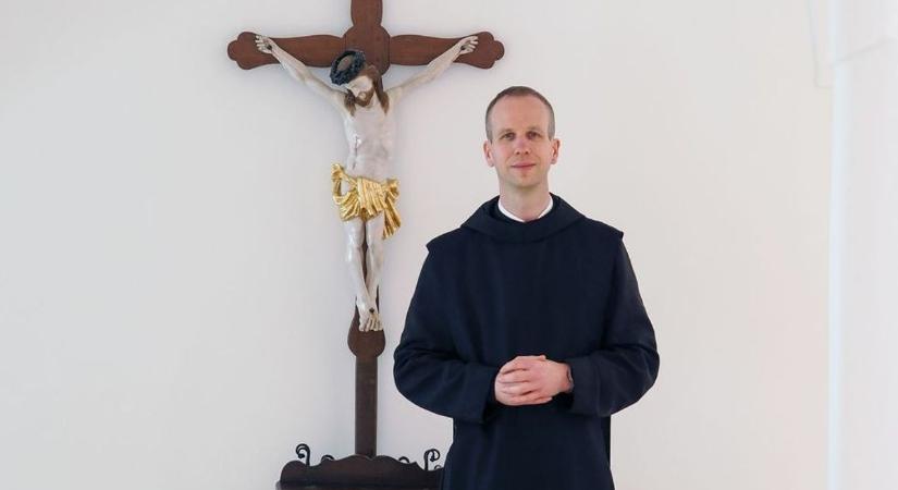 „A húsvét titkában egyszerre van jelen a szenvedés és a feltámadás öröme”
