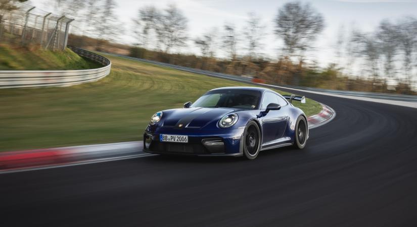 A Porsche 911 GT3 a leggyorsabb manuális váltós sportautó a Nürburgringen