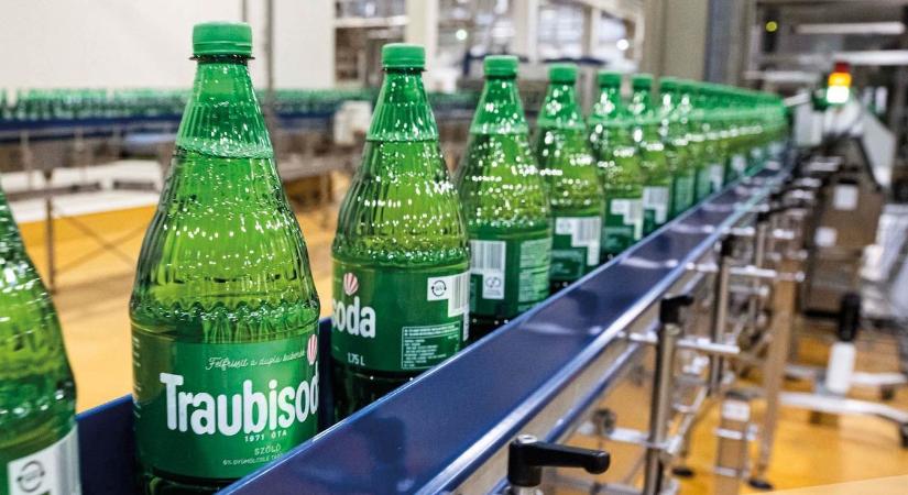 Hirtelen eltűnt a boltokból az újragyártott Traubisoda, gyanúsan hallgatnak az okáról