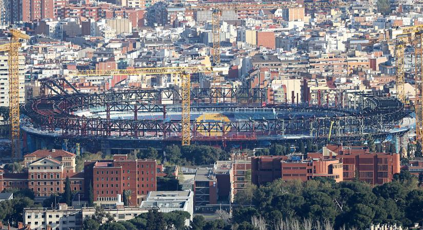 Tovább csúszik a Camp Nou felújítása, a Barcelona idegenbeli meccsekkel kezdené az új szezont