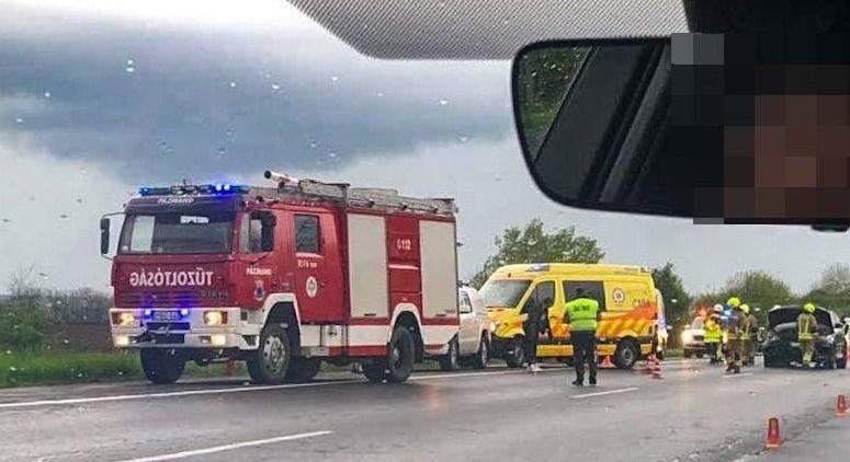 Kilenc sérült az M7-esen történt balesetben