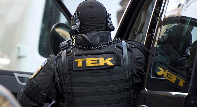 Sokk Törökbálinton: tévedésből egy ártatlan családhoz rontott be a TEK