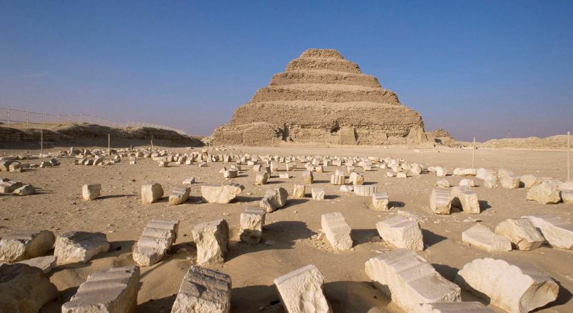 Egykor tényleg idegenek szállták meg az egyiptomi piramisok környékét, rendkívüli céljuk volt vele