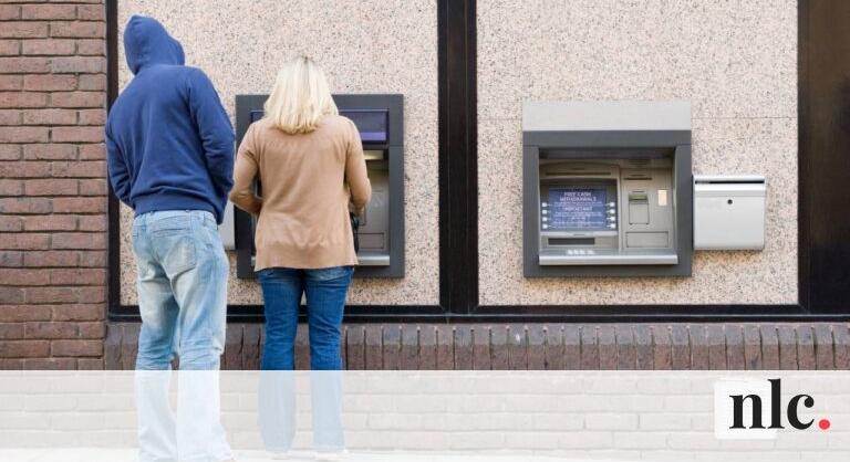Az arcodba fújják vagy az italodba keverik – A szkopolaminnal veszik rá a bűnözők a turistákat, hogy pénzt vegyenek fel nekik az ATM-nél