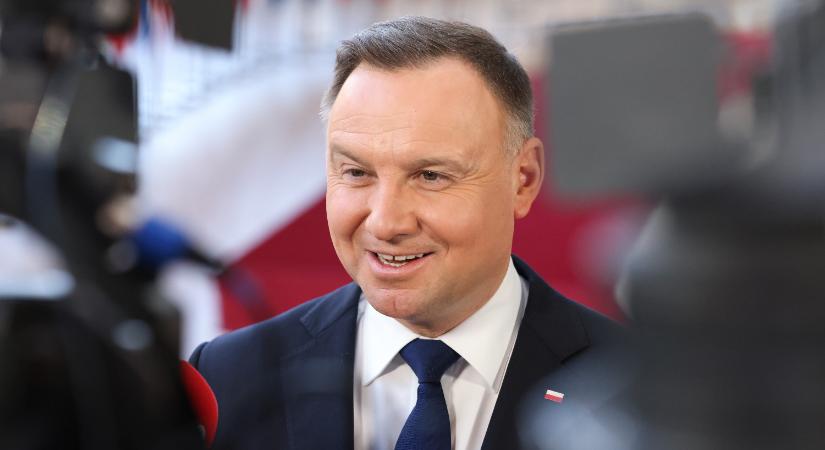 Francia atomfegyvert szeretnének országuk területére a lengyelek
