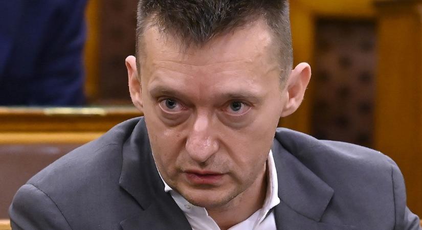 Törvényt sértve vehették le Rogánt a szankciós listáról két amerikai szenátor szerint