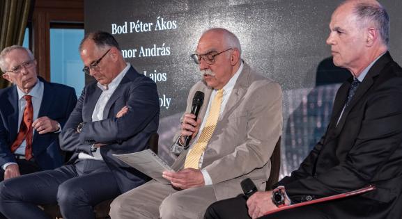 Bokros Lajos: Magyarországon államcsőd nem fenyeget – de a növekedés sem, az infláció viszont igen