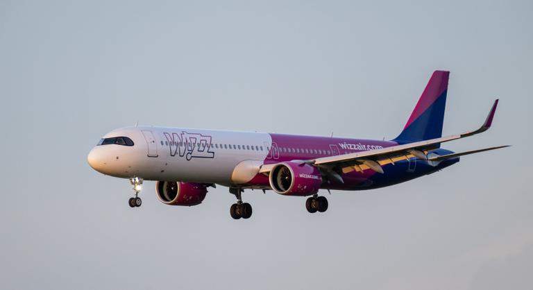 Villám csapott a Wizz Air gépébe, Madridban ragadtak a budapesti utasok