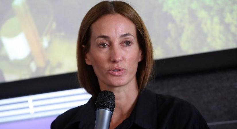 Epres Panni megmutatta ritkán látott édesanyját, akinek a 75. szülinapját ünnepelték