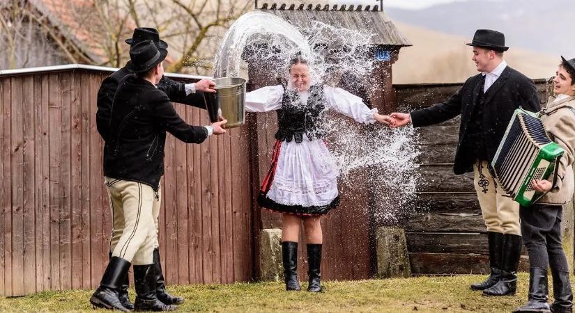 Unod már a „Piros tojás, fehér nyuszit”? Hoztunk pár tippet, ha idén inkább viccesebbre vennéd a figurát