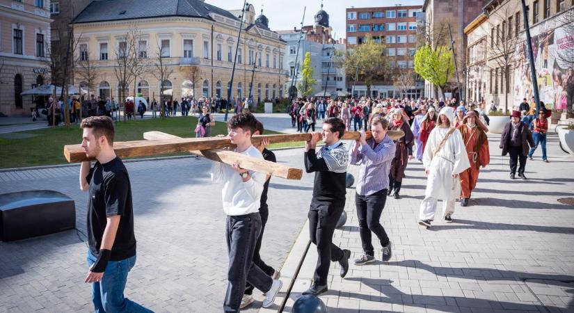 Debrecen főpásztorai: a krisztusi perspektíva az, hogy nem a halálé az utolsó szó