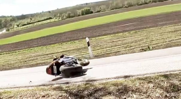 Élőben „közvetítették” a bajnai, súlyos motorosbalesetet