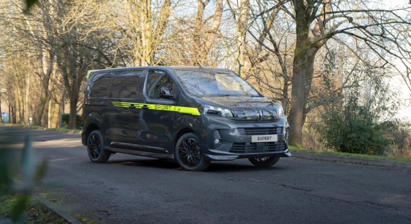 Megvadult a Peugeot, feltuningolták az egyik furgonjukat!