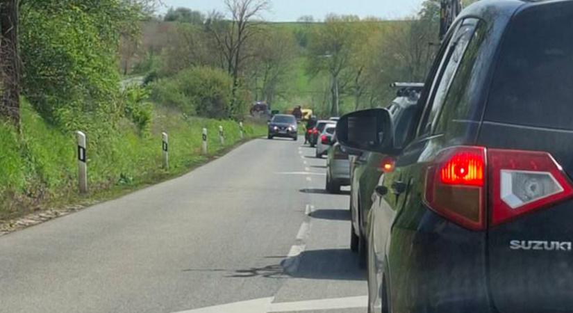 Baleset történt Bajna és Nagysáp között