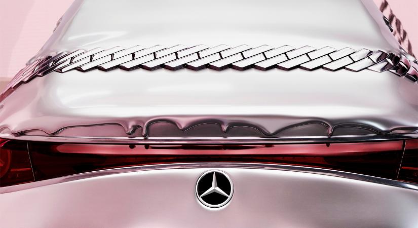 Tömény giccsel öntötték nyakon az új Mercedest