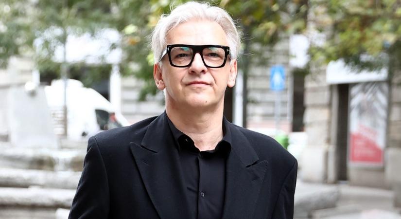 Alföldi Róbert: „Be vannak sz*rva a fiúk” – valódi harcra számít a rendező a választásokon